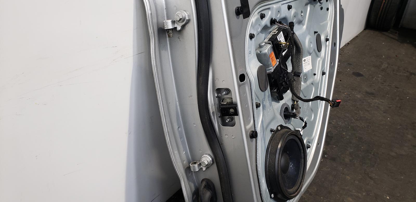 R Rear Door Kuga Ford 2009 