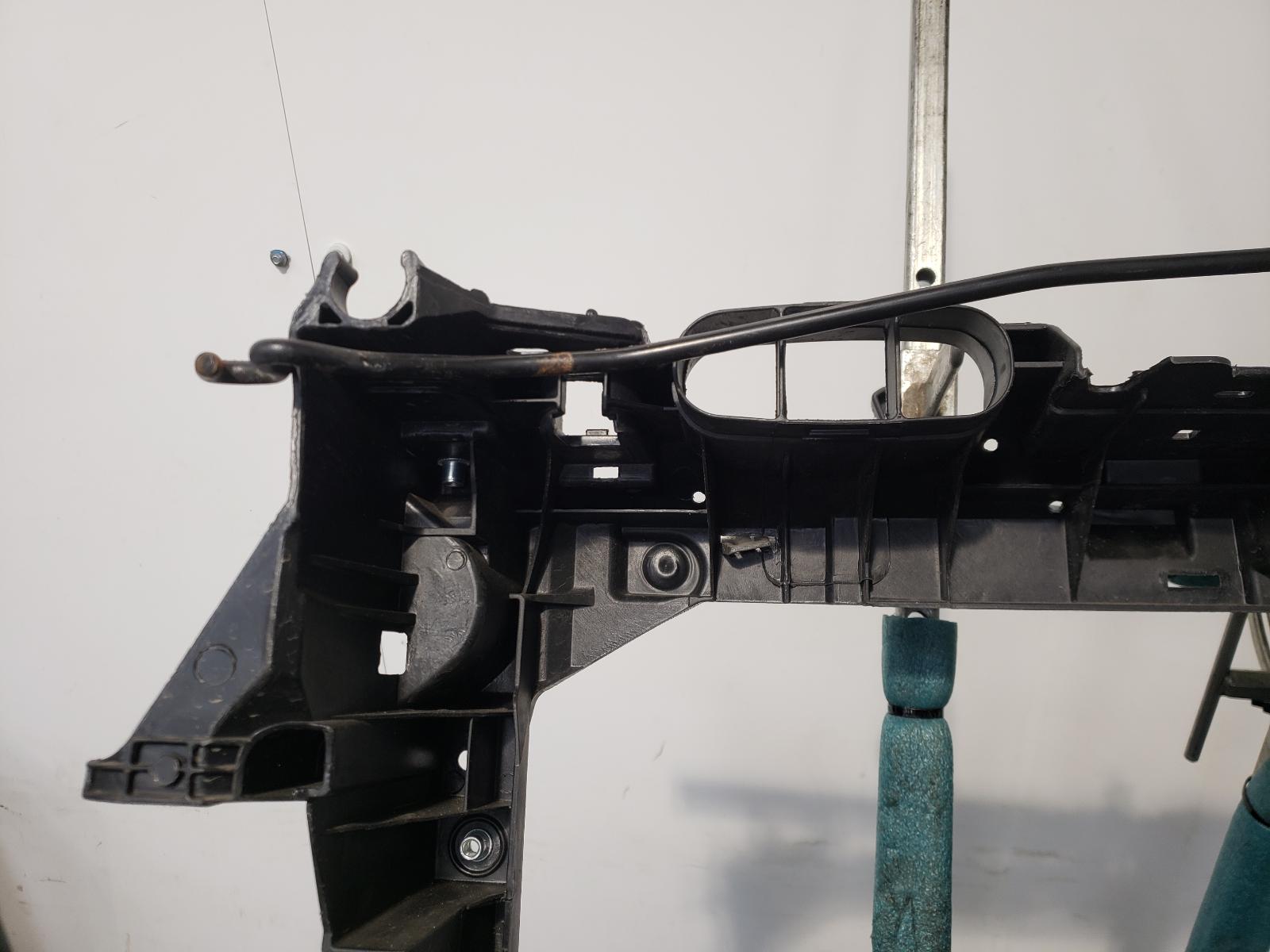 Front Panel Fiesta Ford 2012