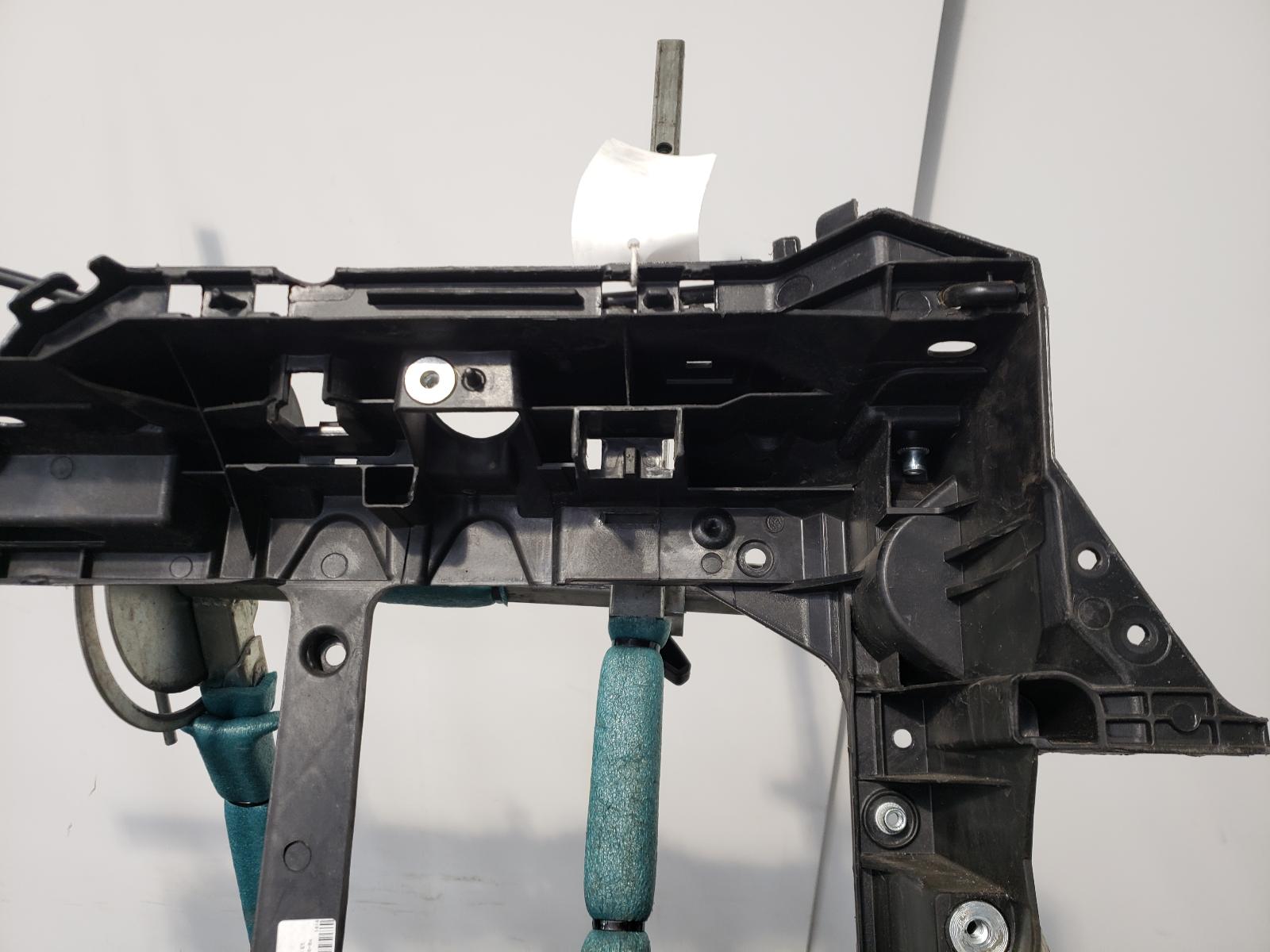 Front Panel Fiesta Ford 2012