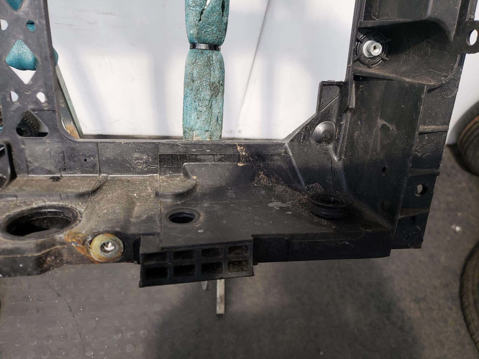 Front Panel Fiesta Ford 2012