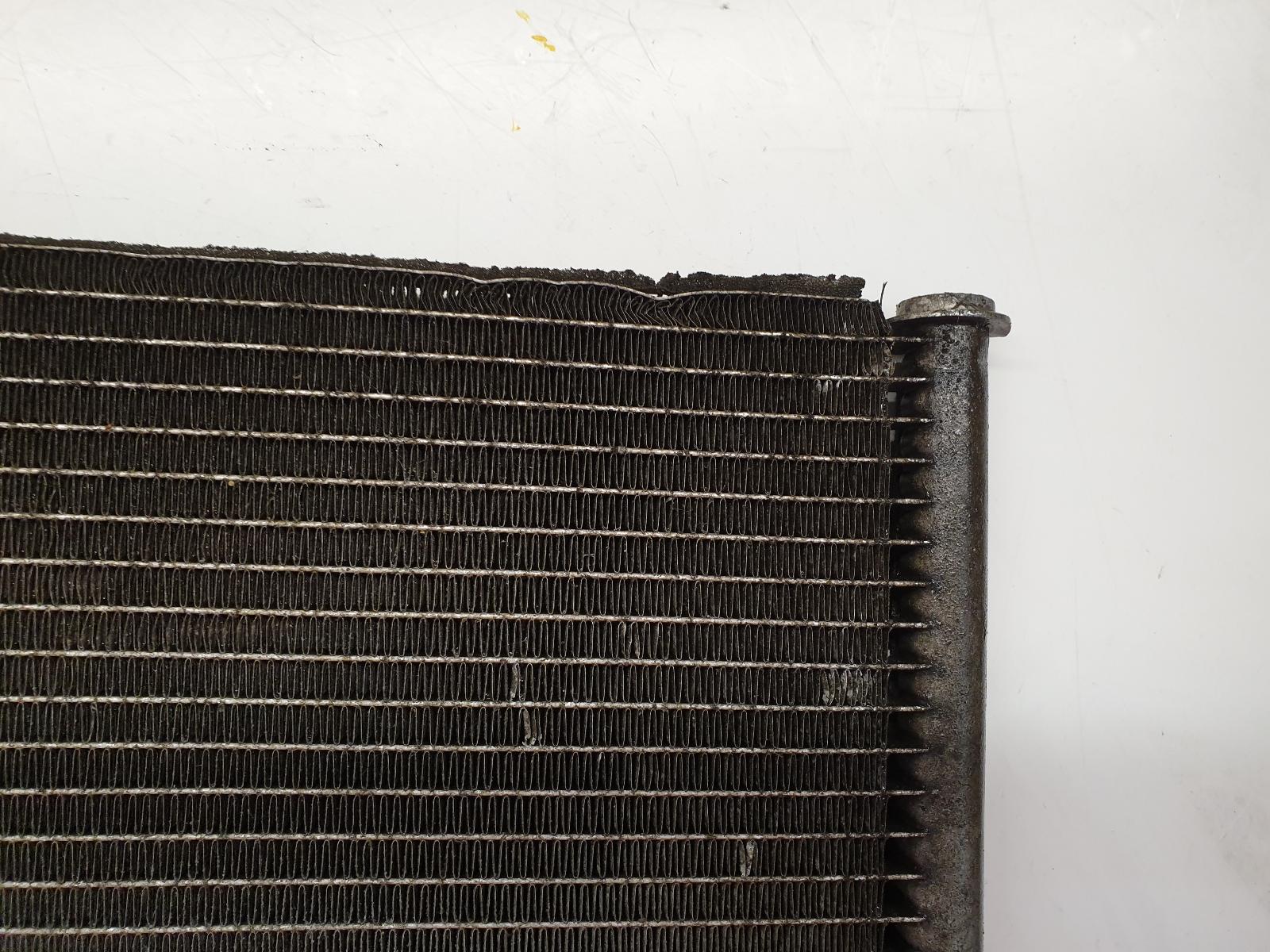 Condenser Fiesta Ford 2006 