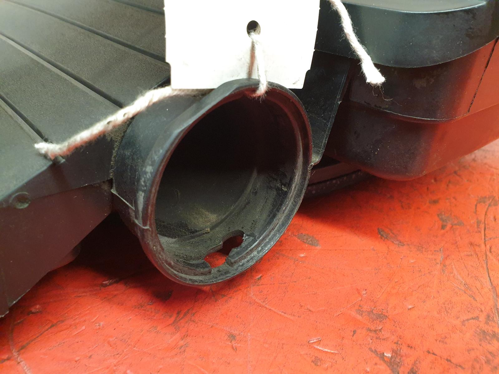 Air Cleaner/Box Fiesta Ford 2006 