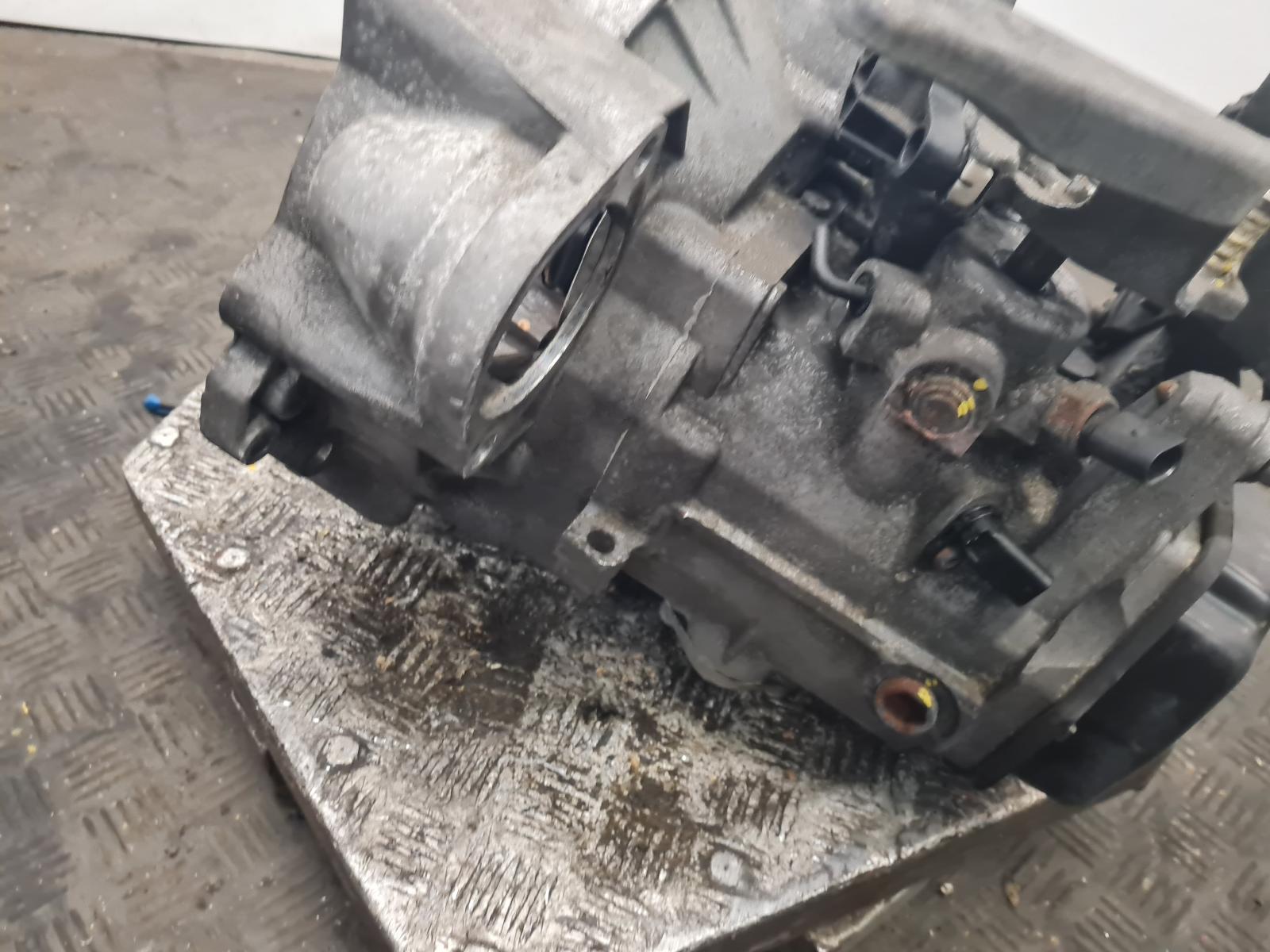 Gearbox A1 Audi 2014 