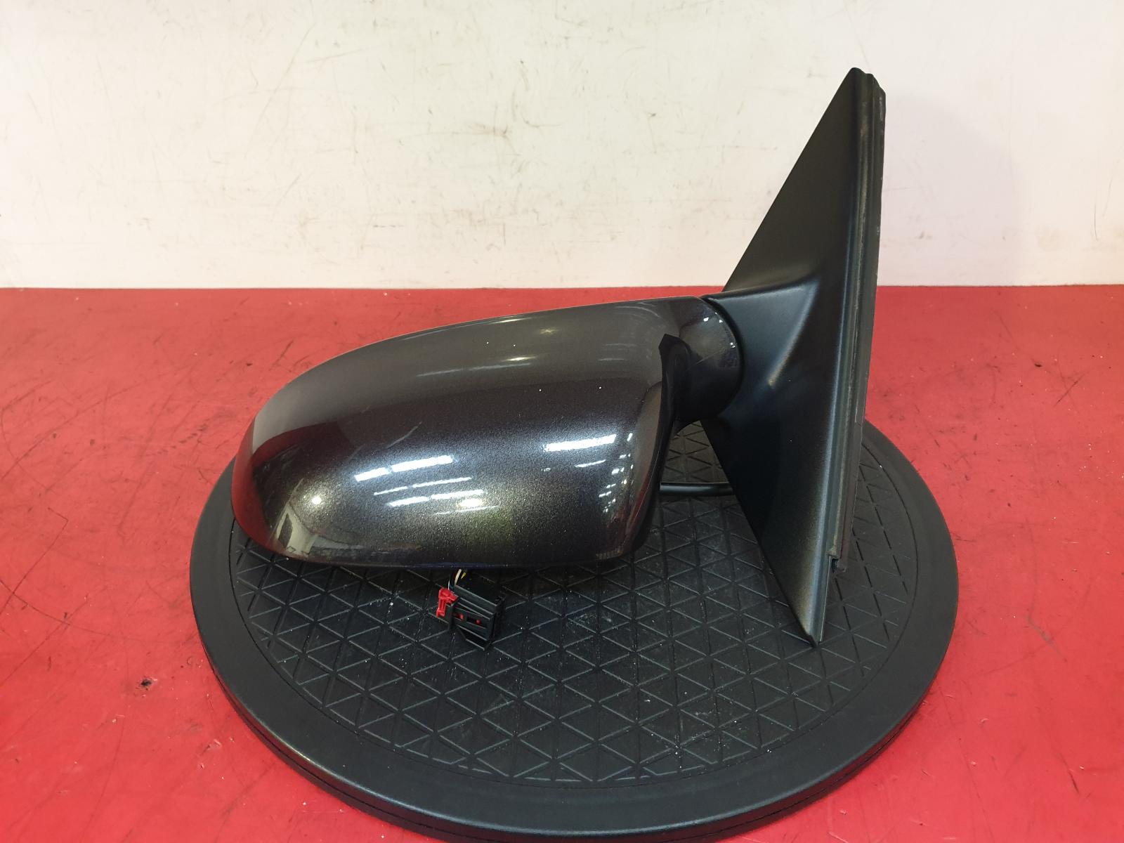 L Door Mirror A4 Audi 2008