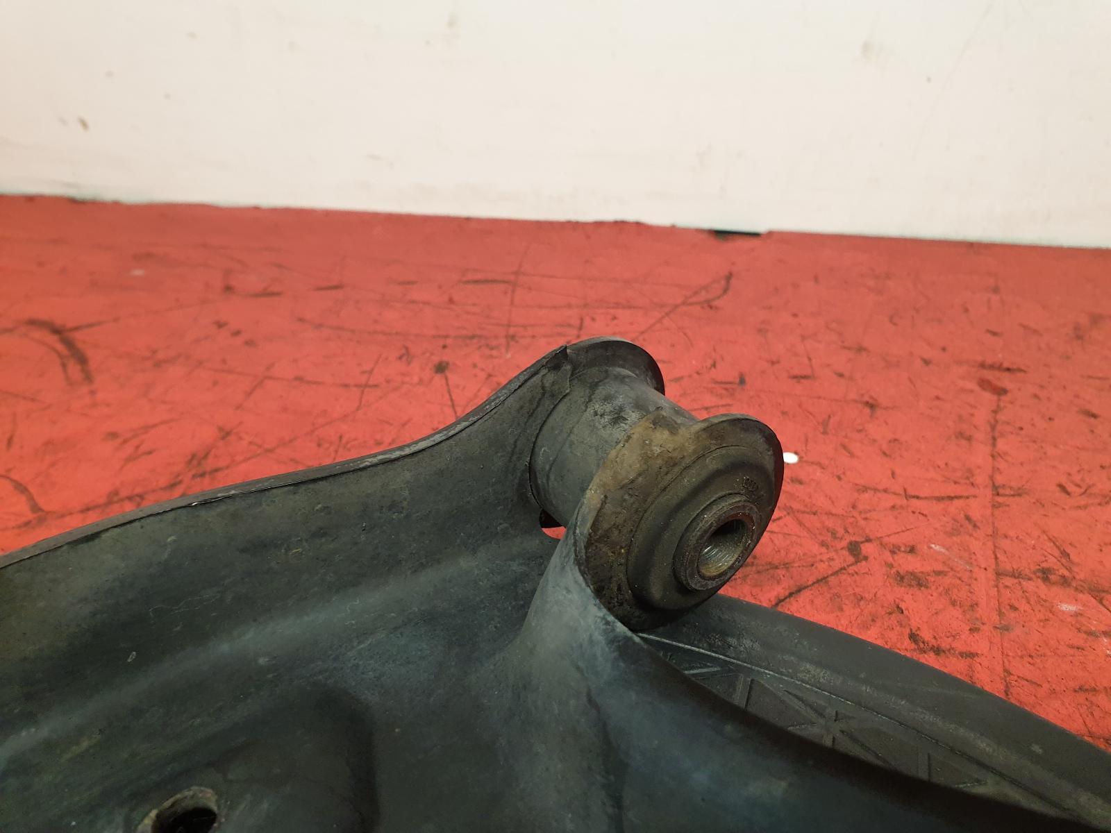 RF Lower Control Arm A1 Audi 2015 
