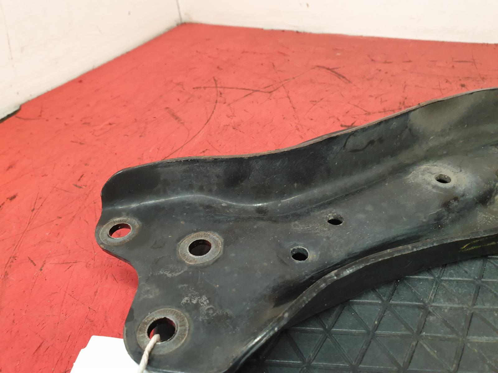 RF Lower Control Arm A1 Audi 2015 