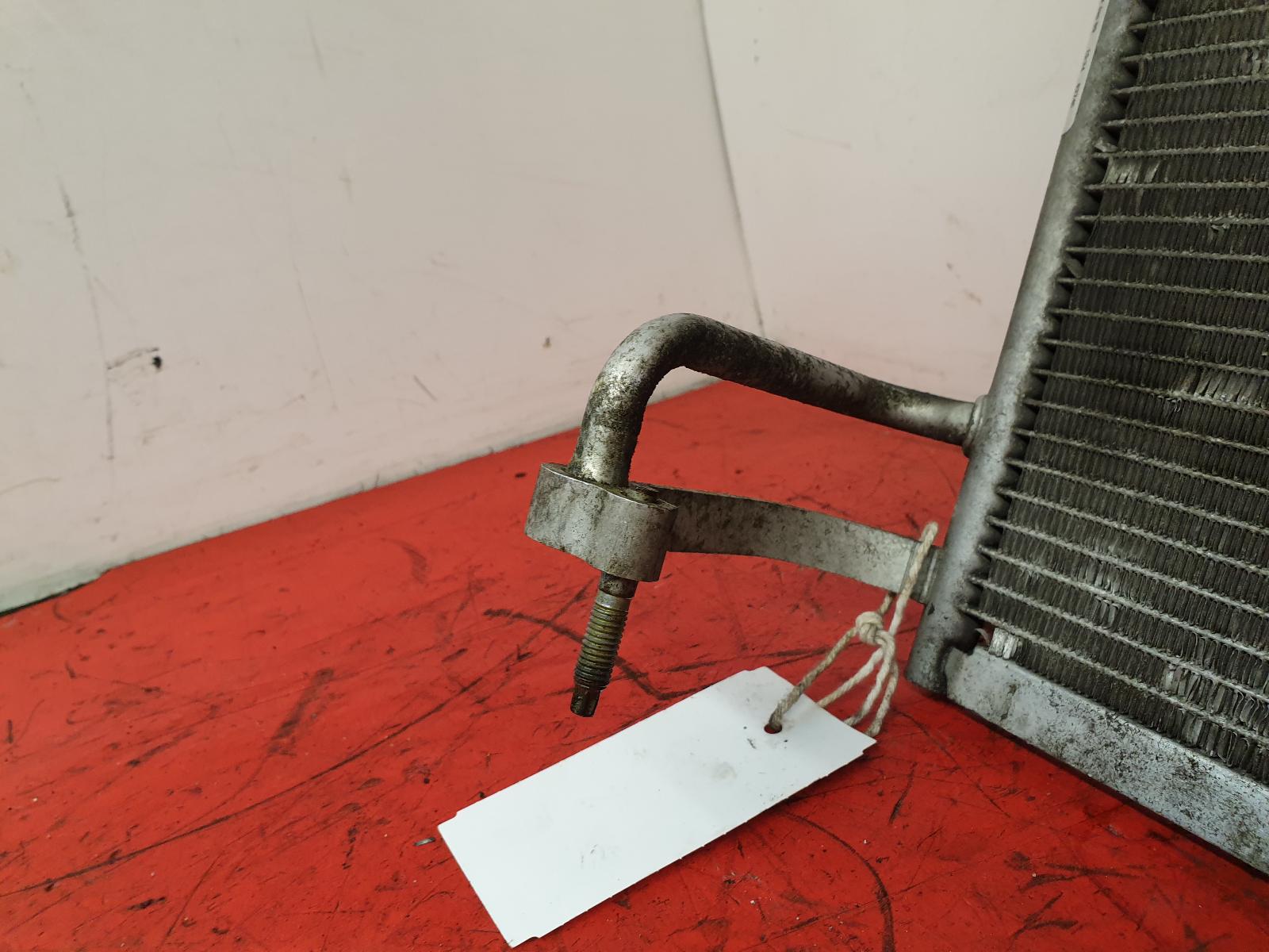 Condenser Fiesta Ford 2009