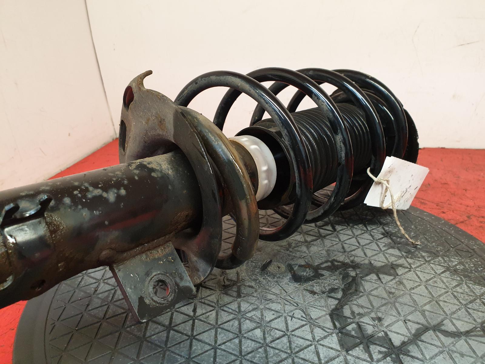 LF Strut C4 Cactus Citroen 2015 