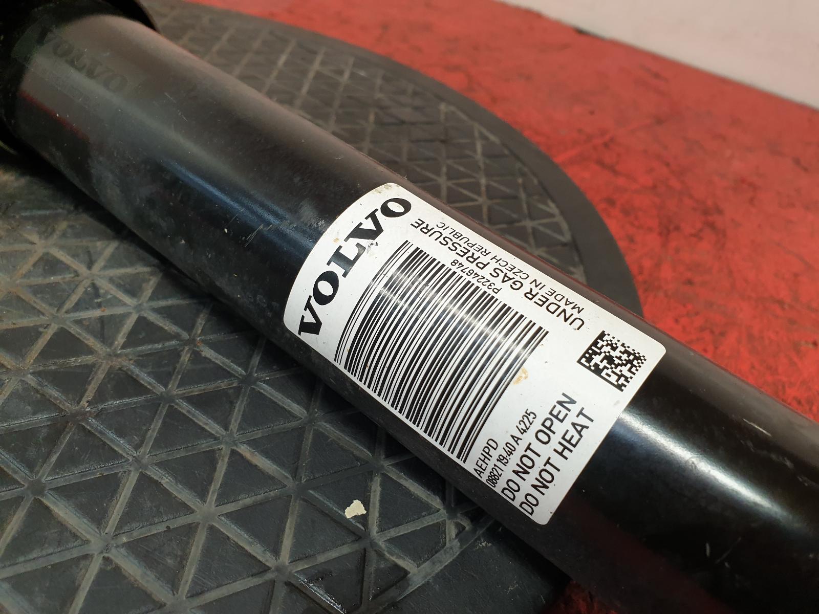 LR Strut Xc60 Volvo 2021 