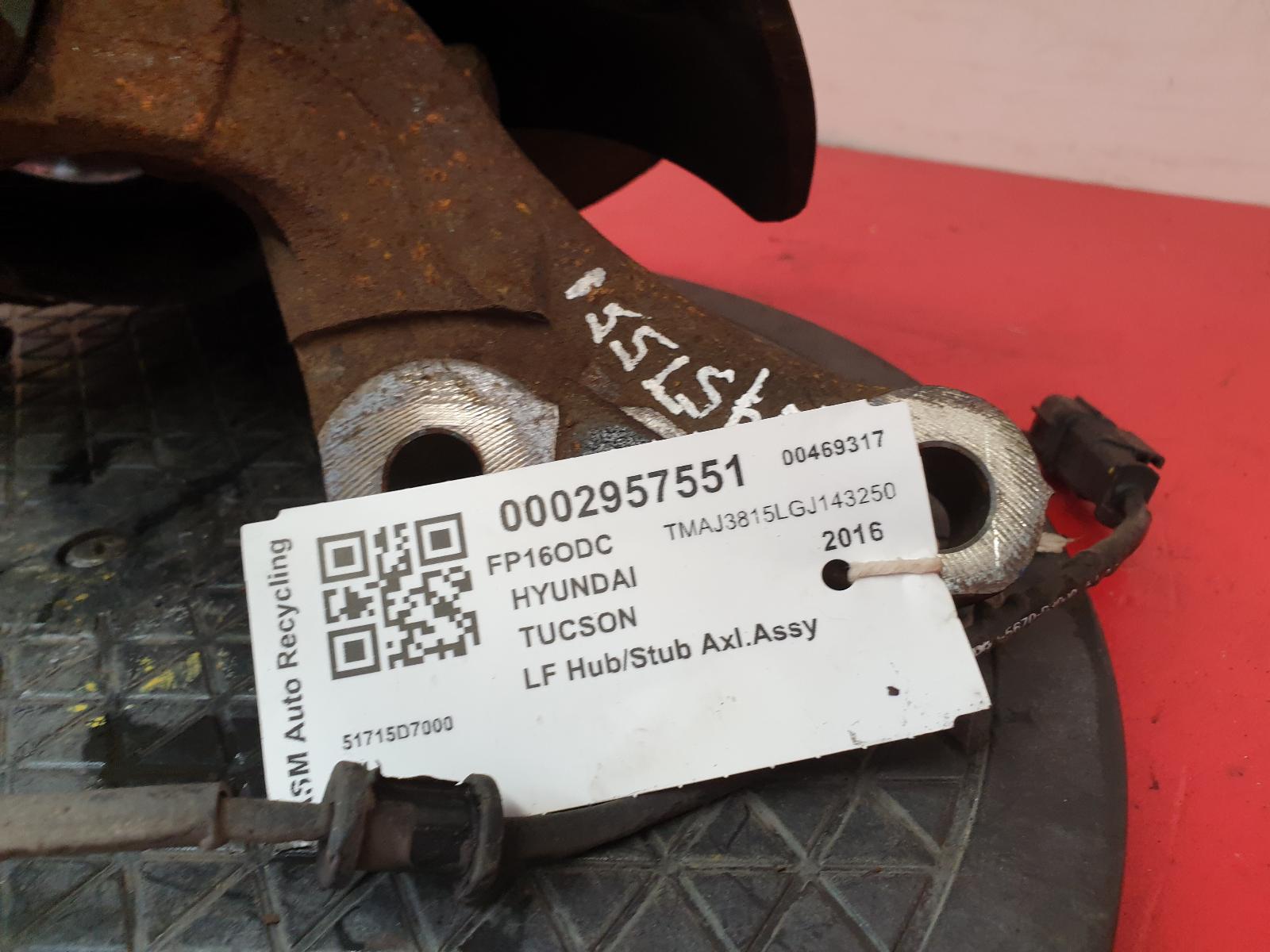 LF Hub/Stub Axle Assembly Tucson Hyundai 2016