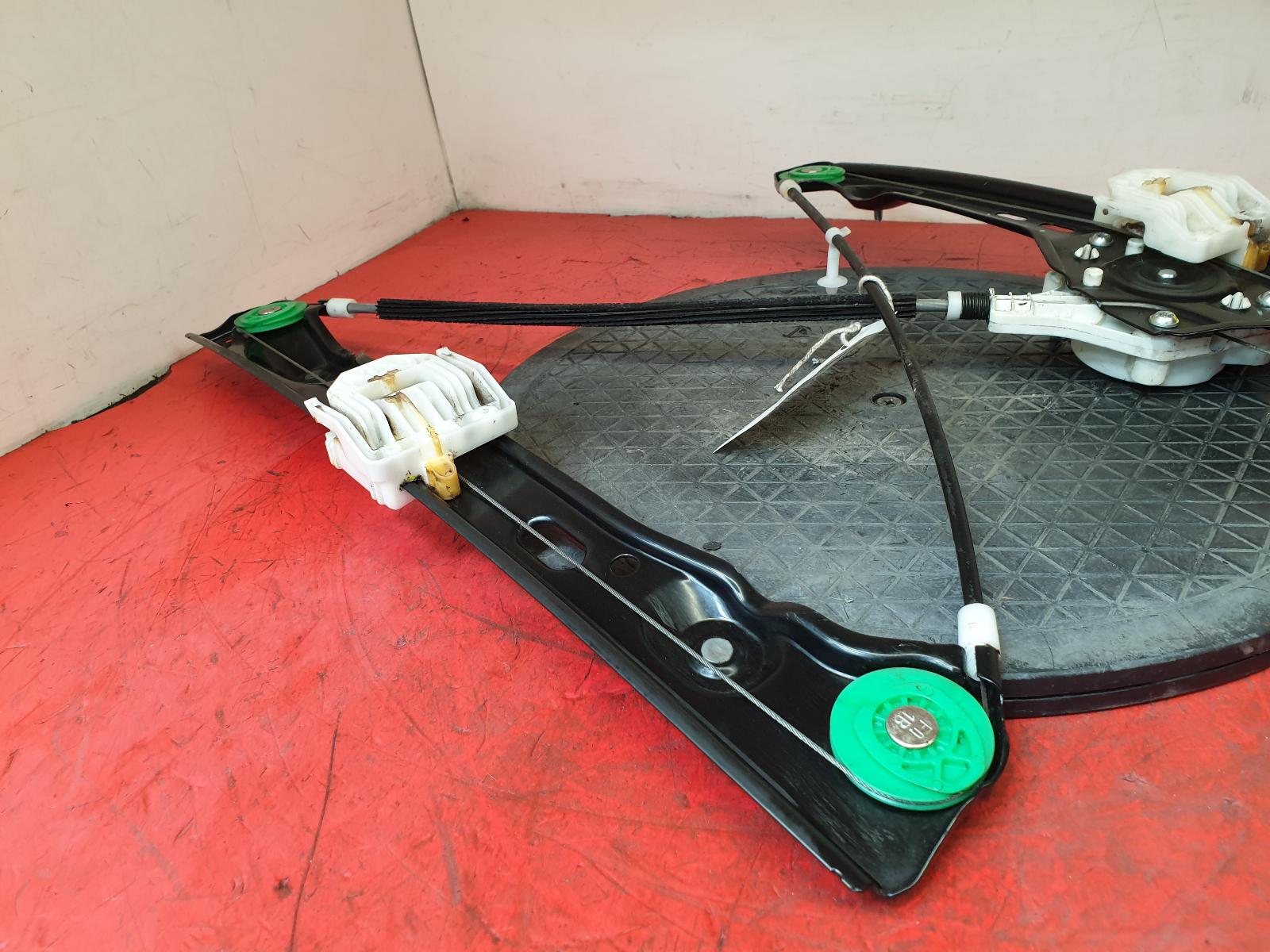 RF Window Regulator 3 Series Bmw 2011