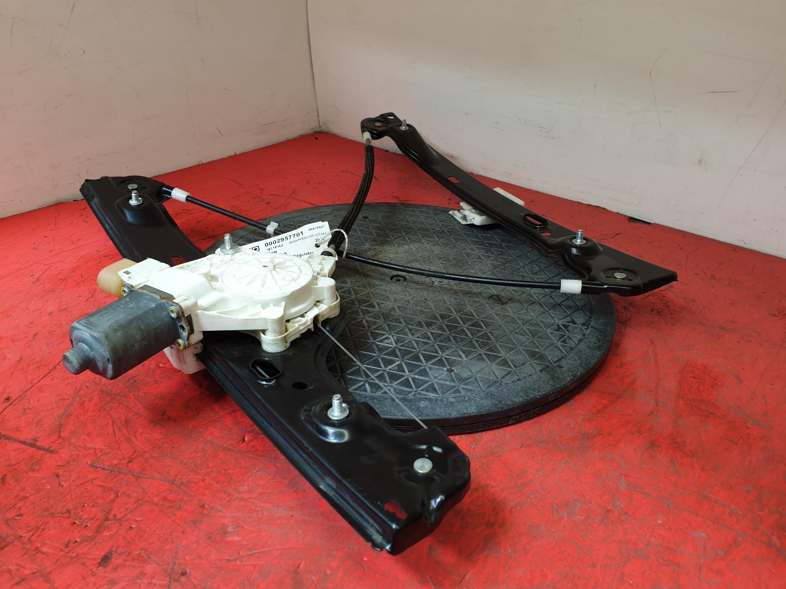 RF Window Regulator 3 Series Bmw 2011