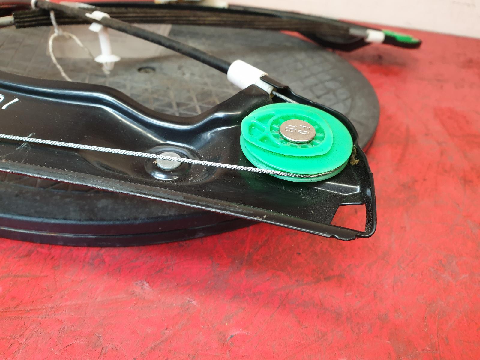 RF Window Regulator 3 Series Bmw 2011
