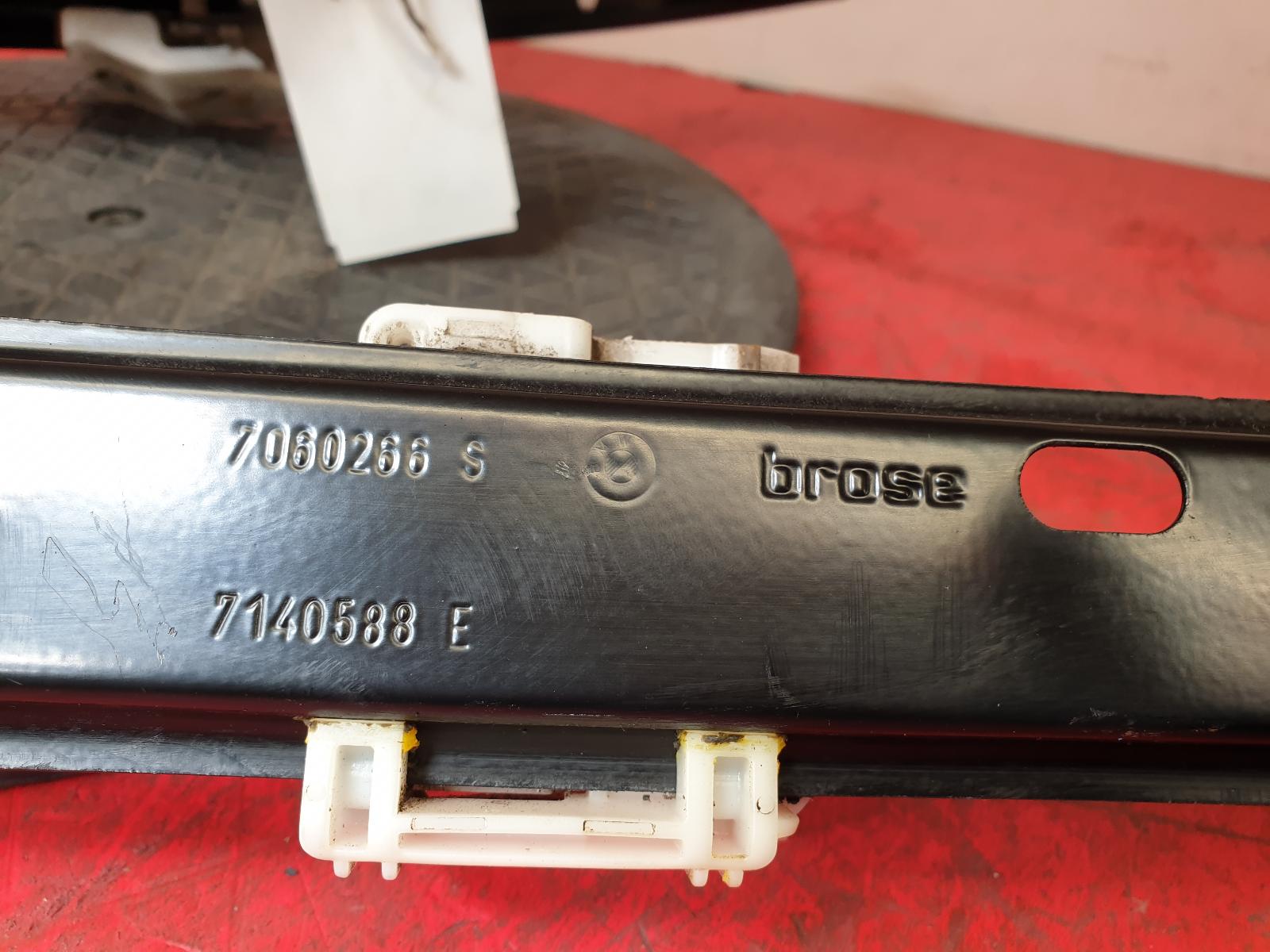 RF Window Regulator 3 Series Bmw 2011