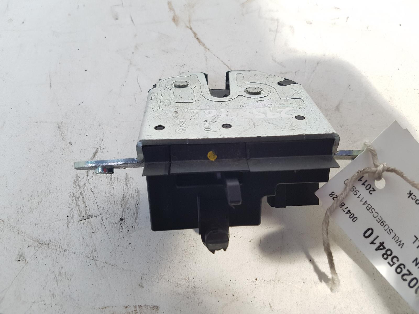 Bootlid/Tailgate Lock Meriva Vauxhall 2011