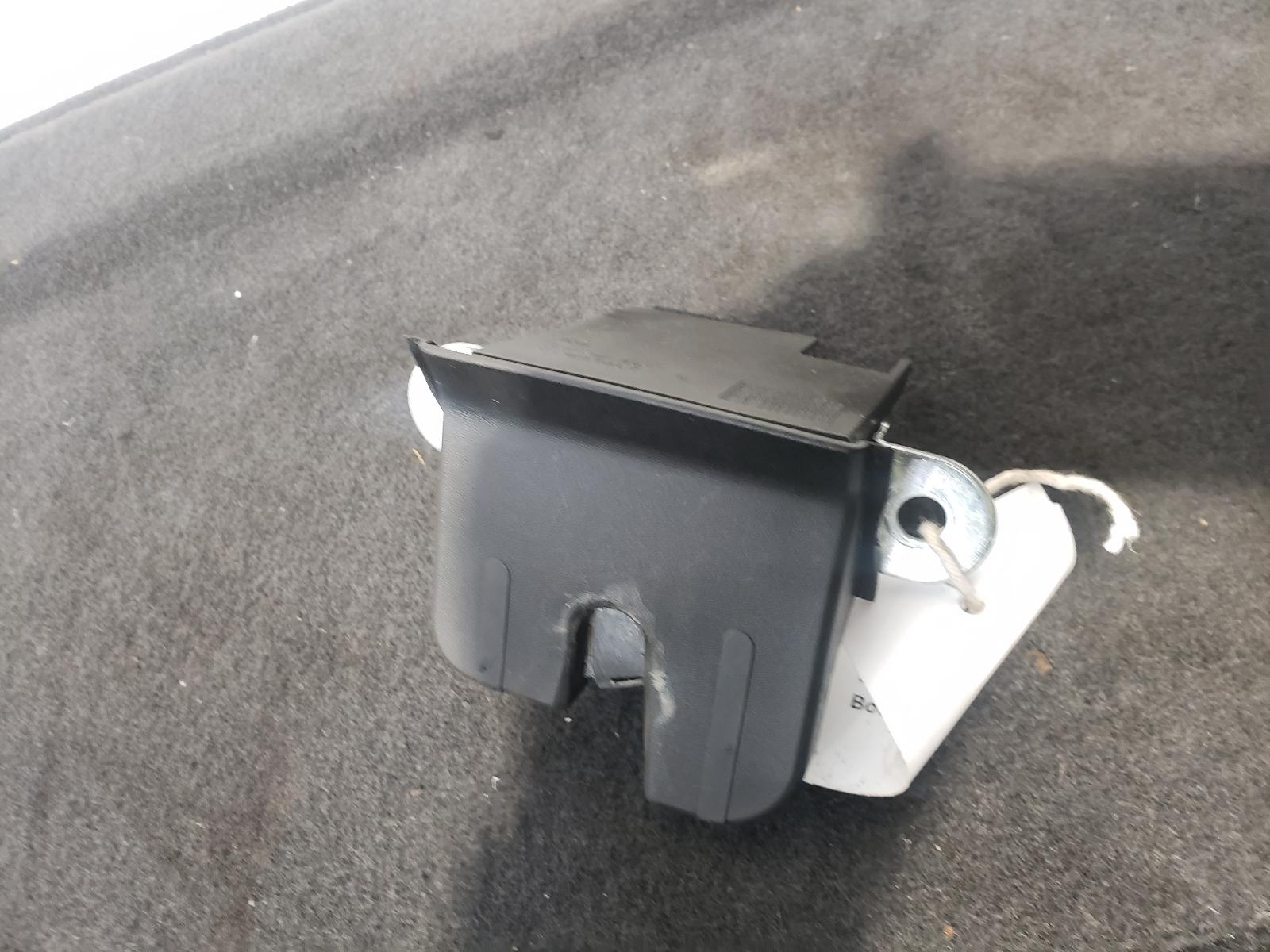 Bootlid/Tailgate Lock Leon Seat 2015