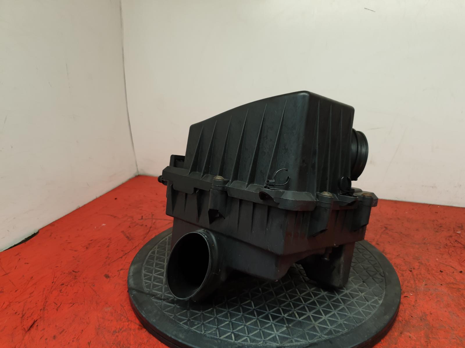 Air Cleaner/Box Corsa Vauxhall 2012