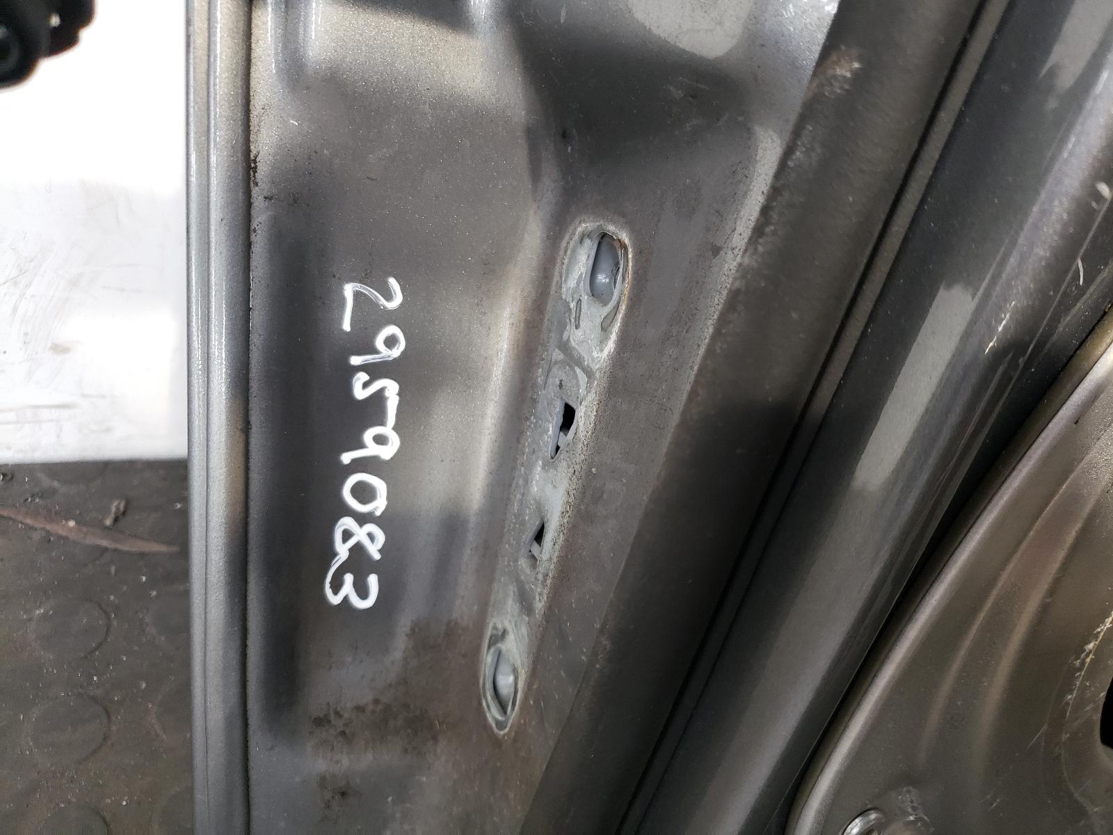 R Rear Door C Class Mercedes 2009