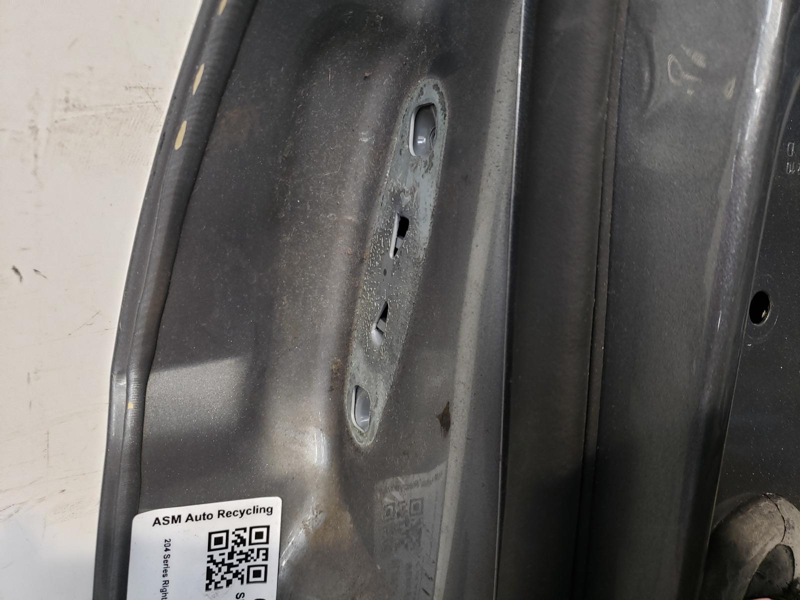 R Rear Door C Class Mercedes 2009