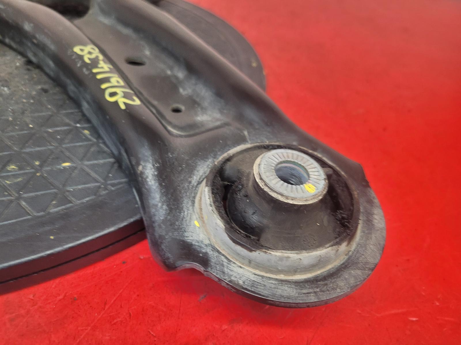 LF Lower Control Arm Q3 Audi 2019