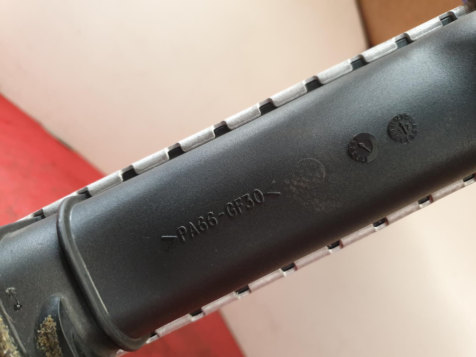 Radiator Xf Jaguar 2013