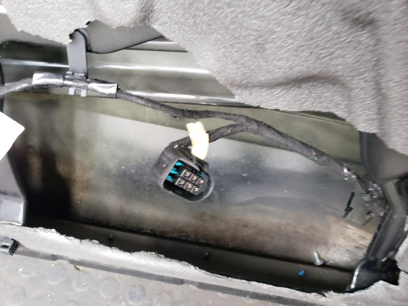 L Front Door S Max Ford 2011