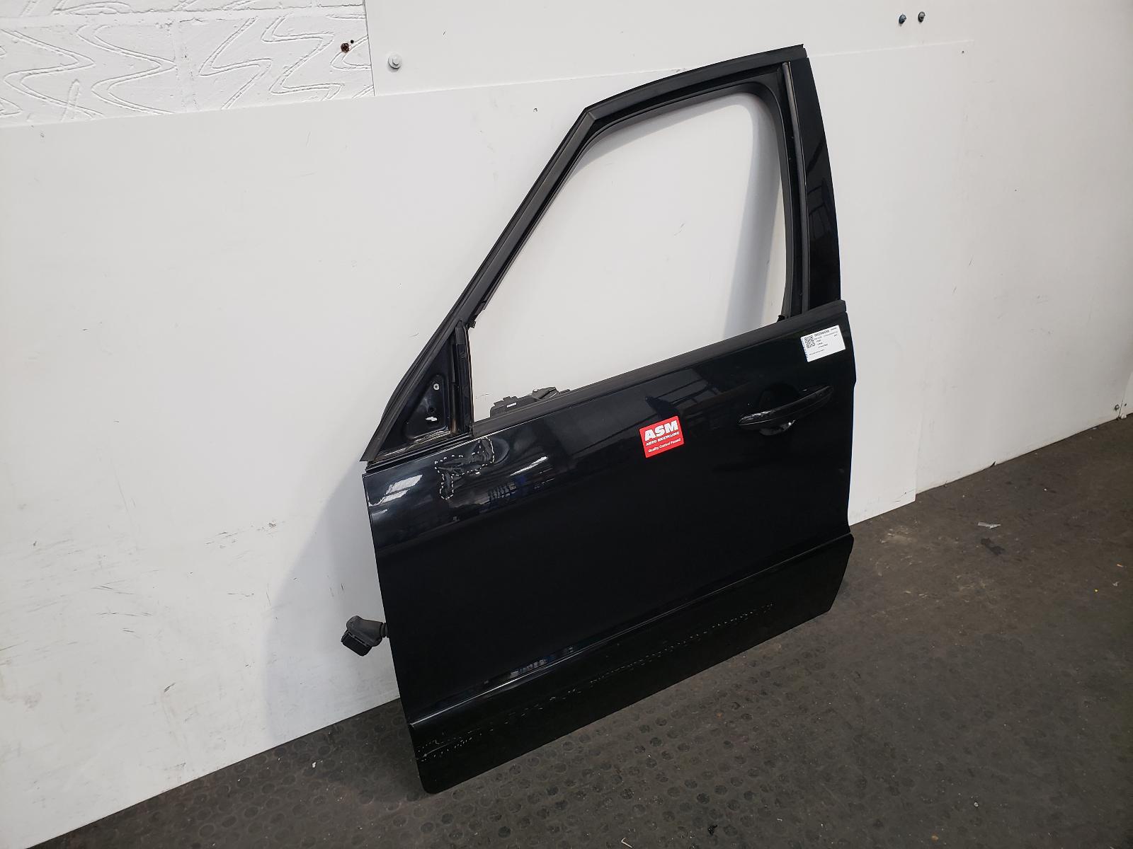 L Front Door S Max Ford 2011