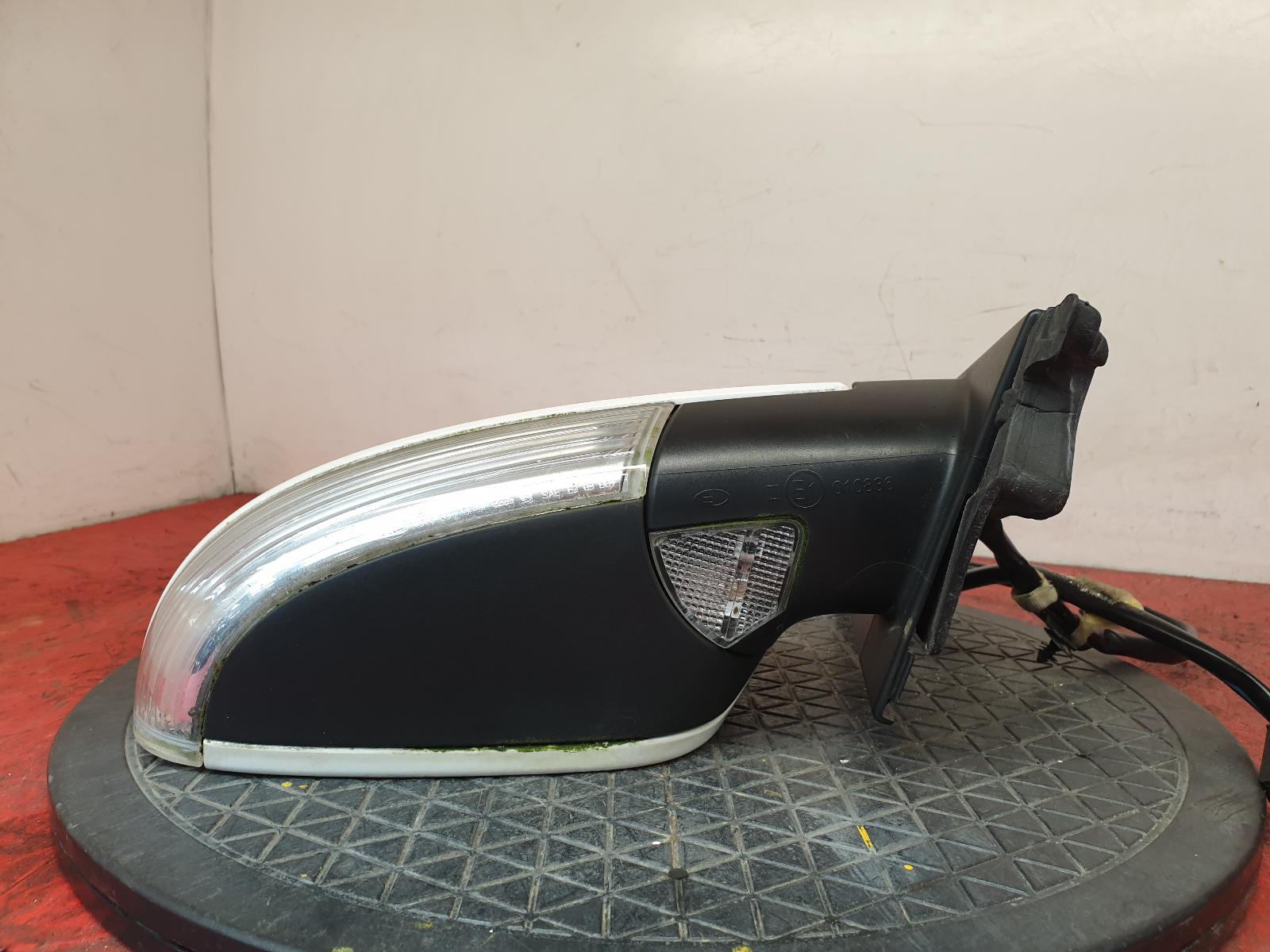 R Door Mirror Golf Plus Volkswagen 2011 