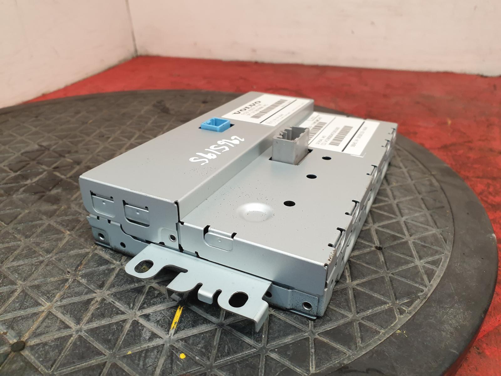A/V Equipment V70 Volvo 2015