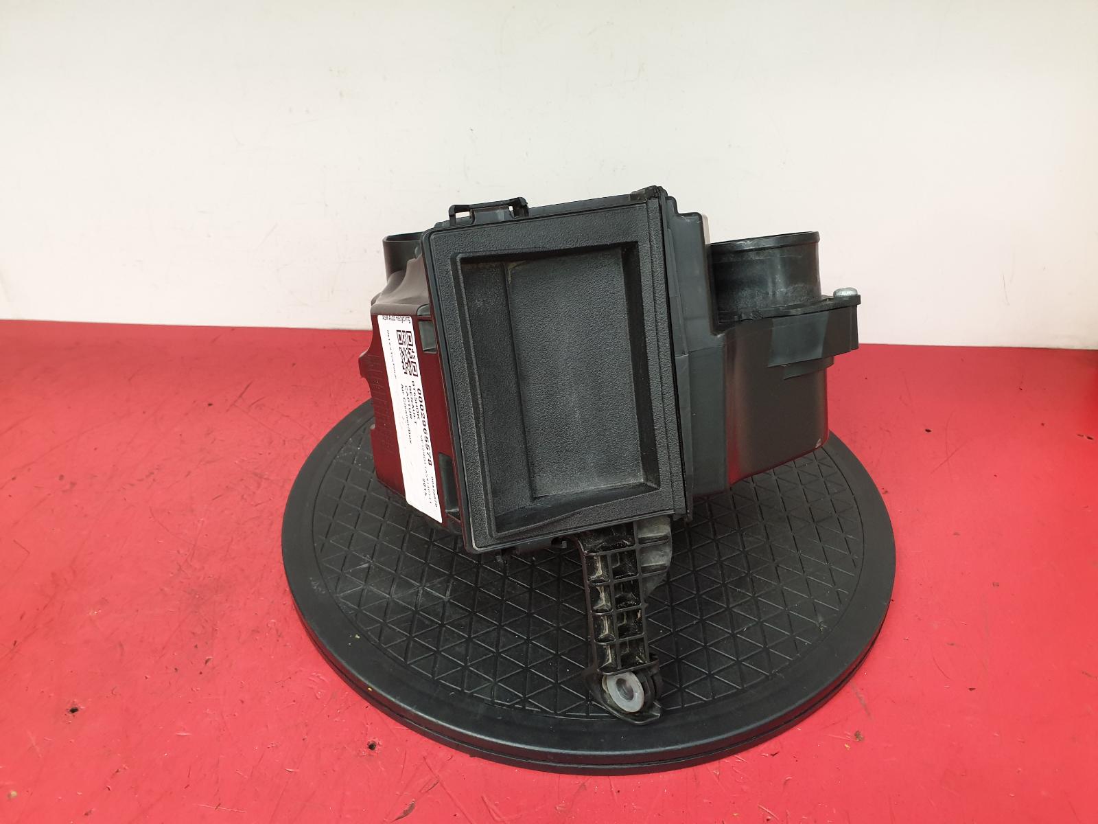 Air Cleaner/Box Captur Renault 2015
