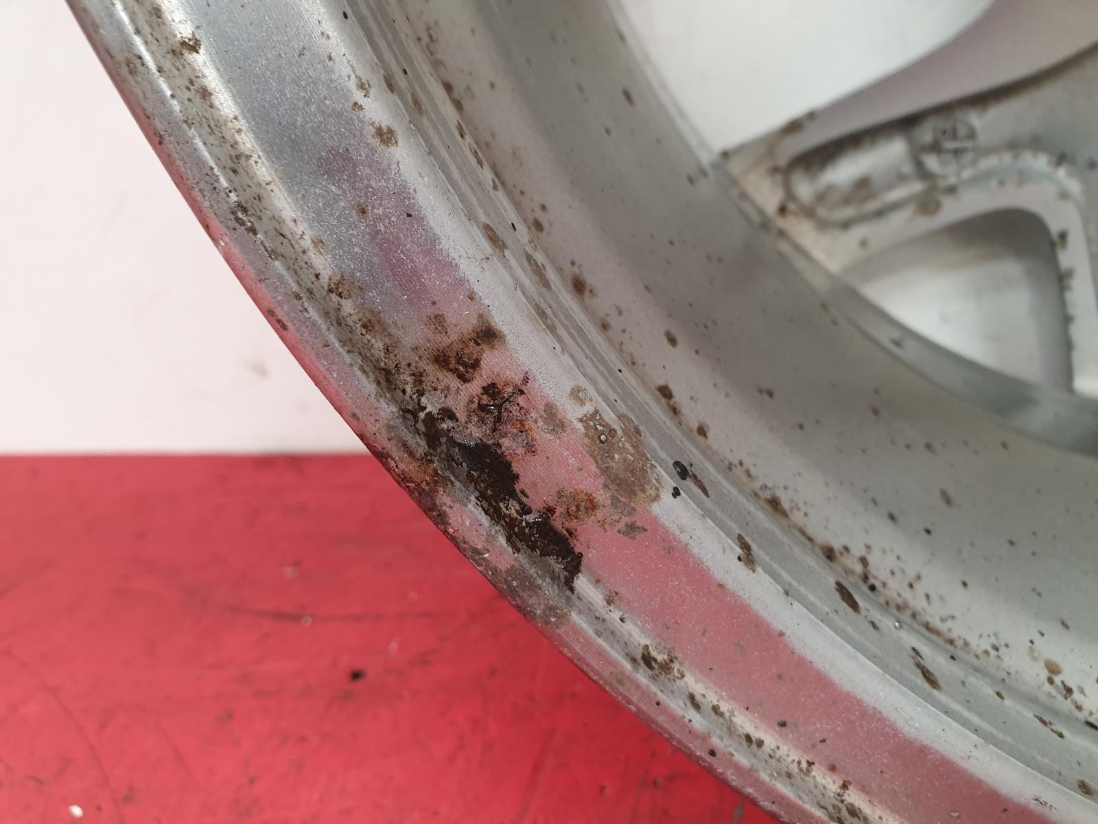 Wheel Outlander Mitsubishi 2015 