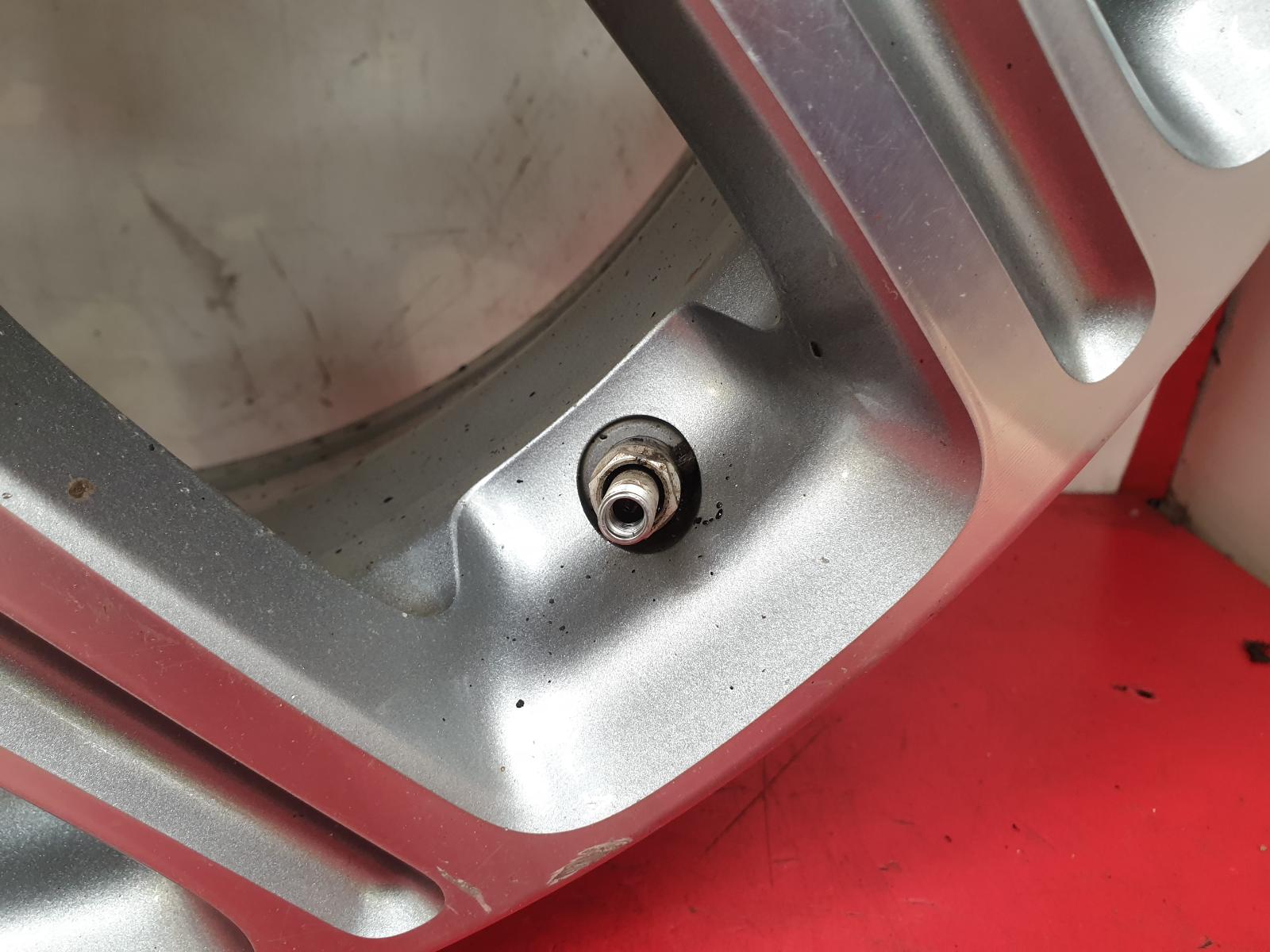 Wheel Outlander Mitsubishi 2015 