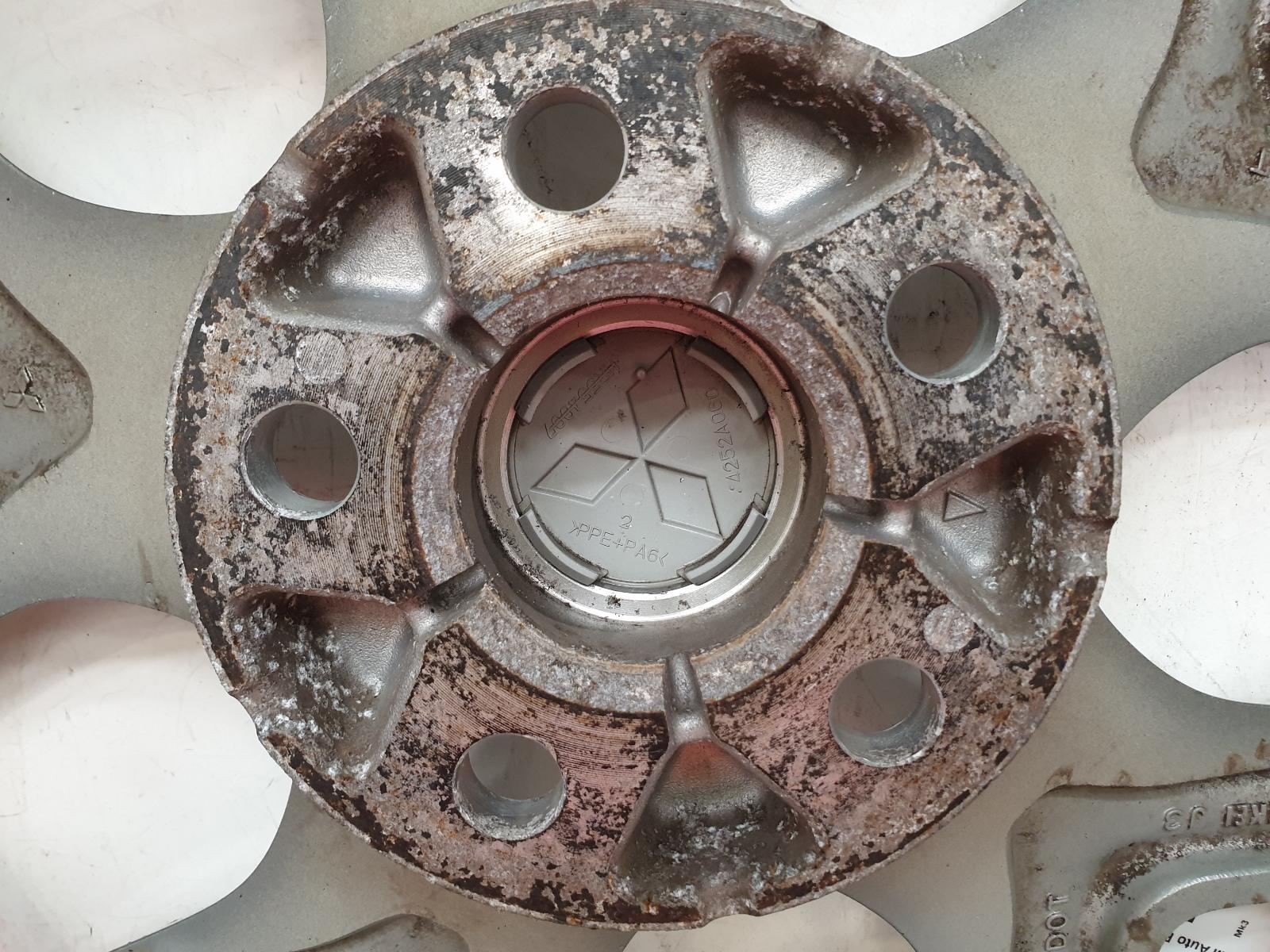 Wheel Outlander Mitsubishi 2015 