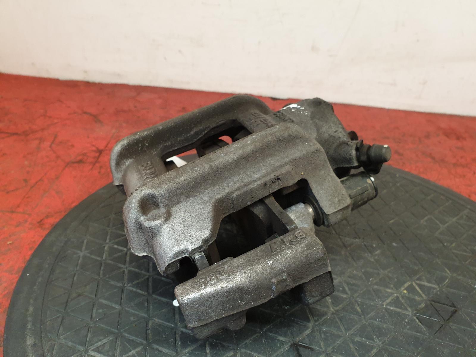 Caliper 1 Series Bmw 2019