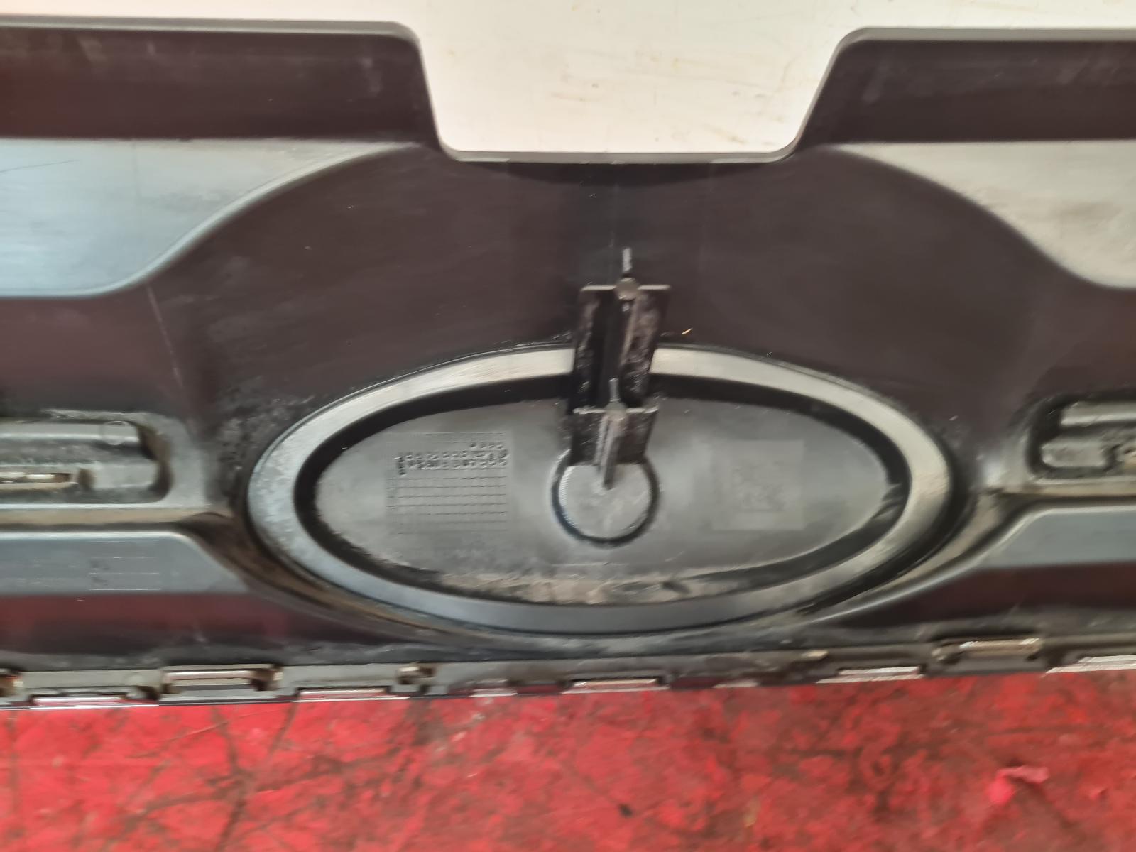Grille Focus C Max Ford 2013