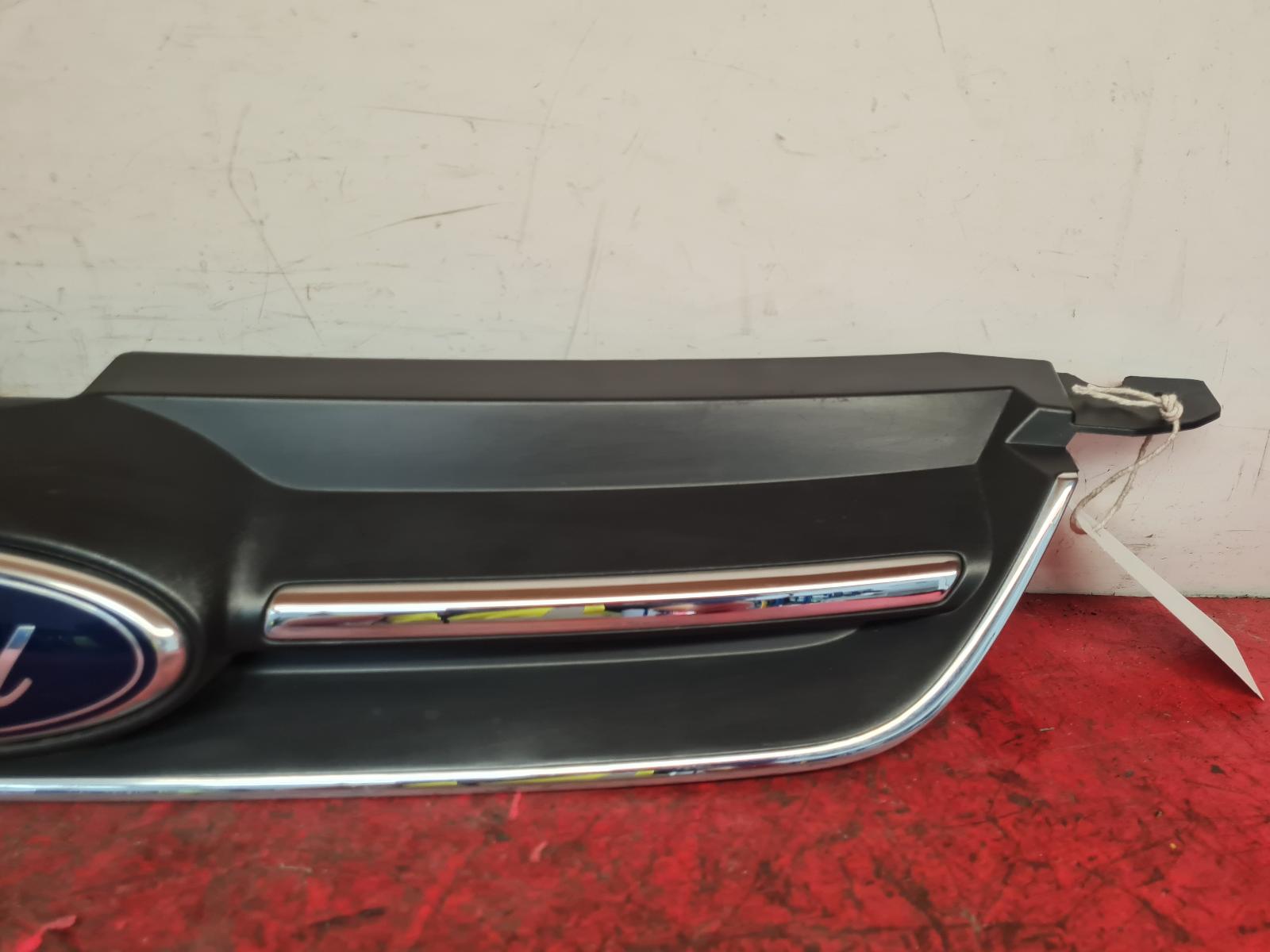 Grille Focus C Max Ford 2013