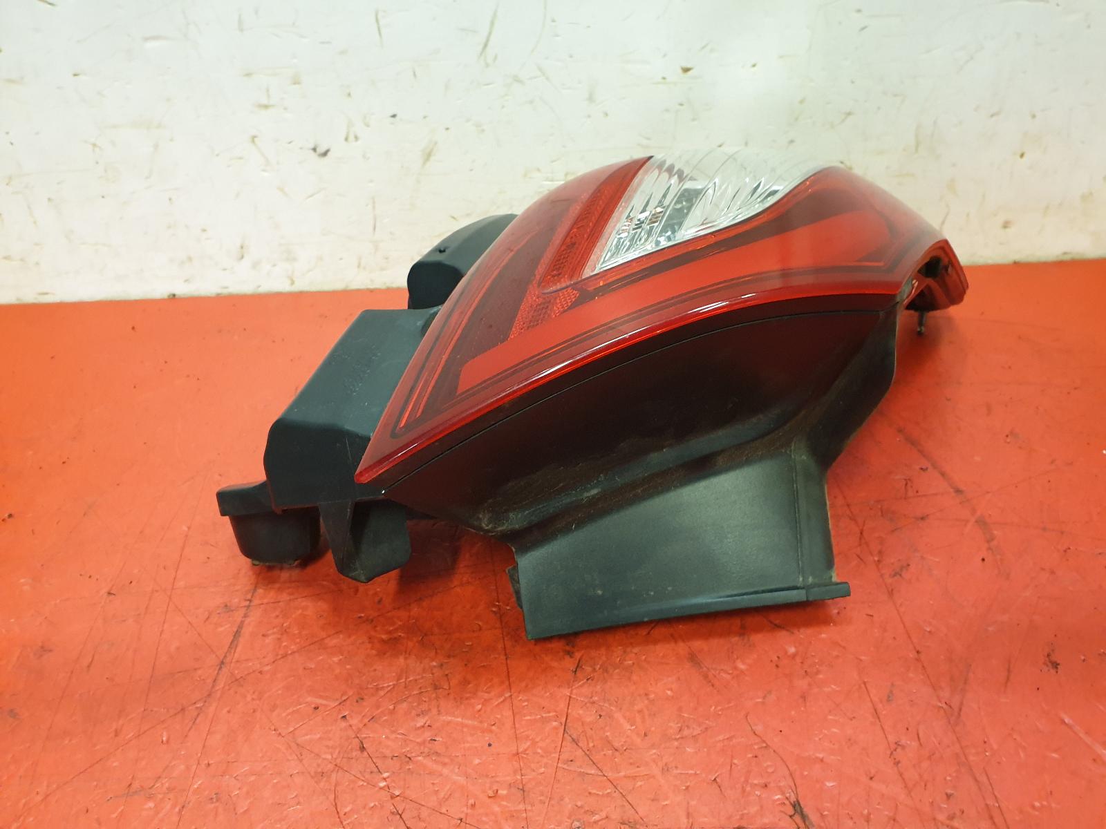 L Taillight 308 Peugeot 2015