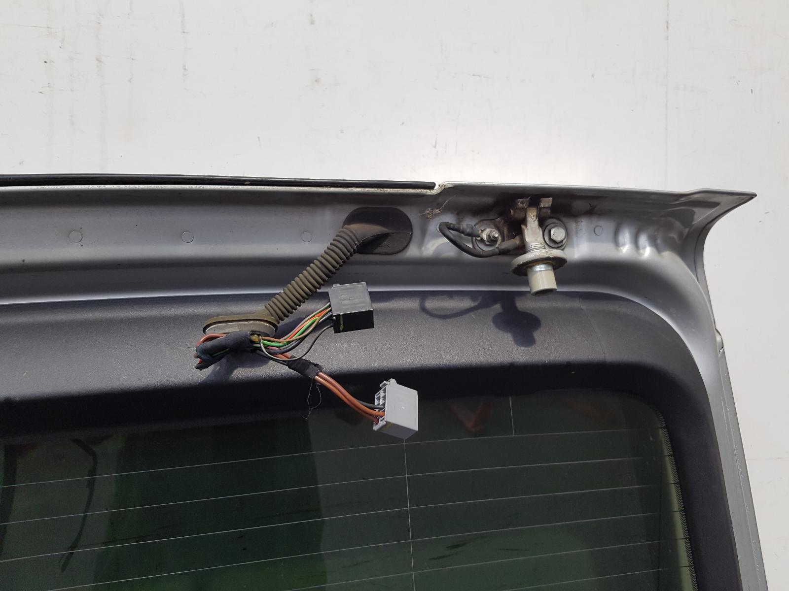 Bootlid/Tailgate Discovery Land Rover 2005