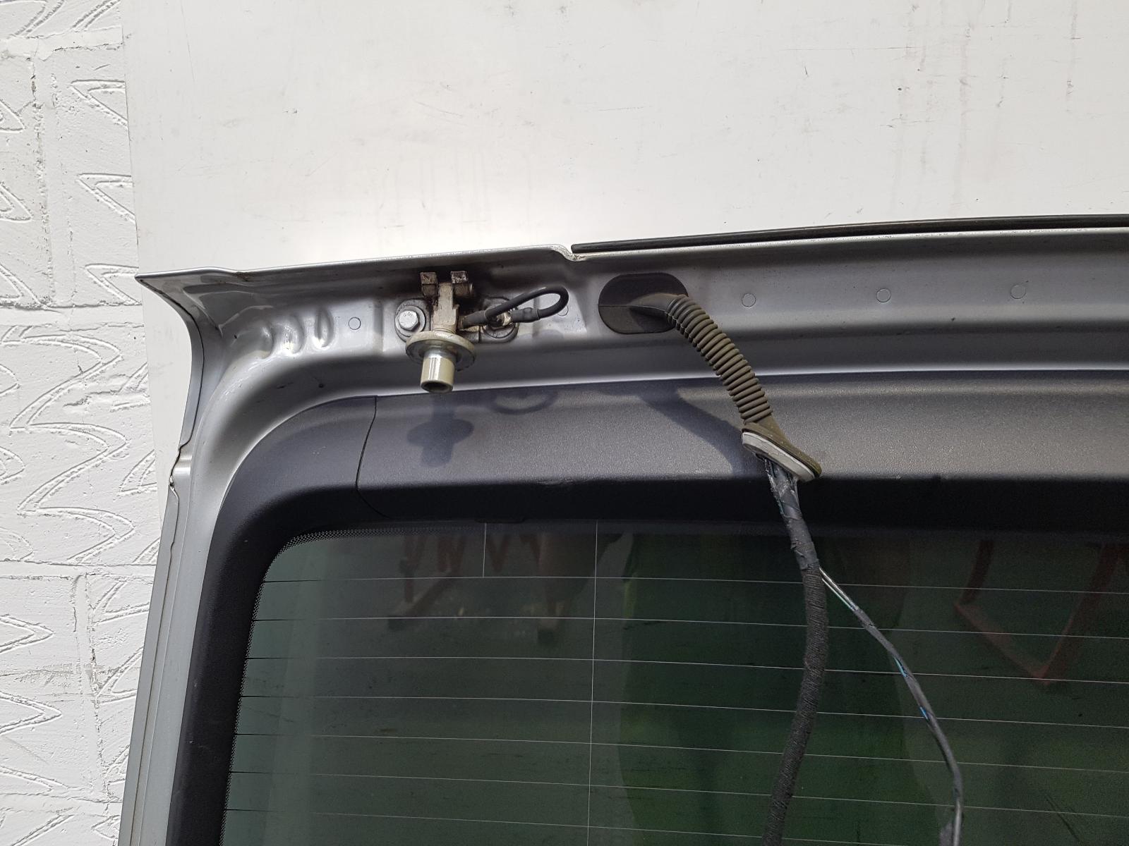 Bootlid/Tailgate Discovery Land Rover 2005