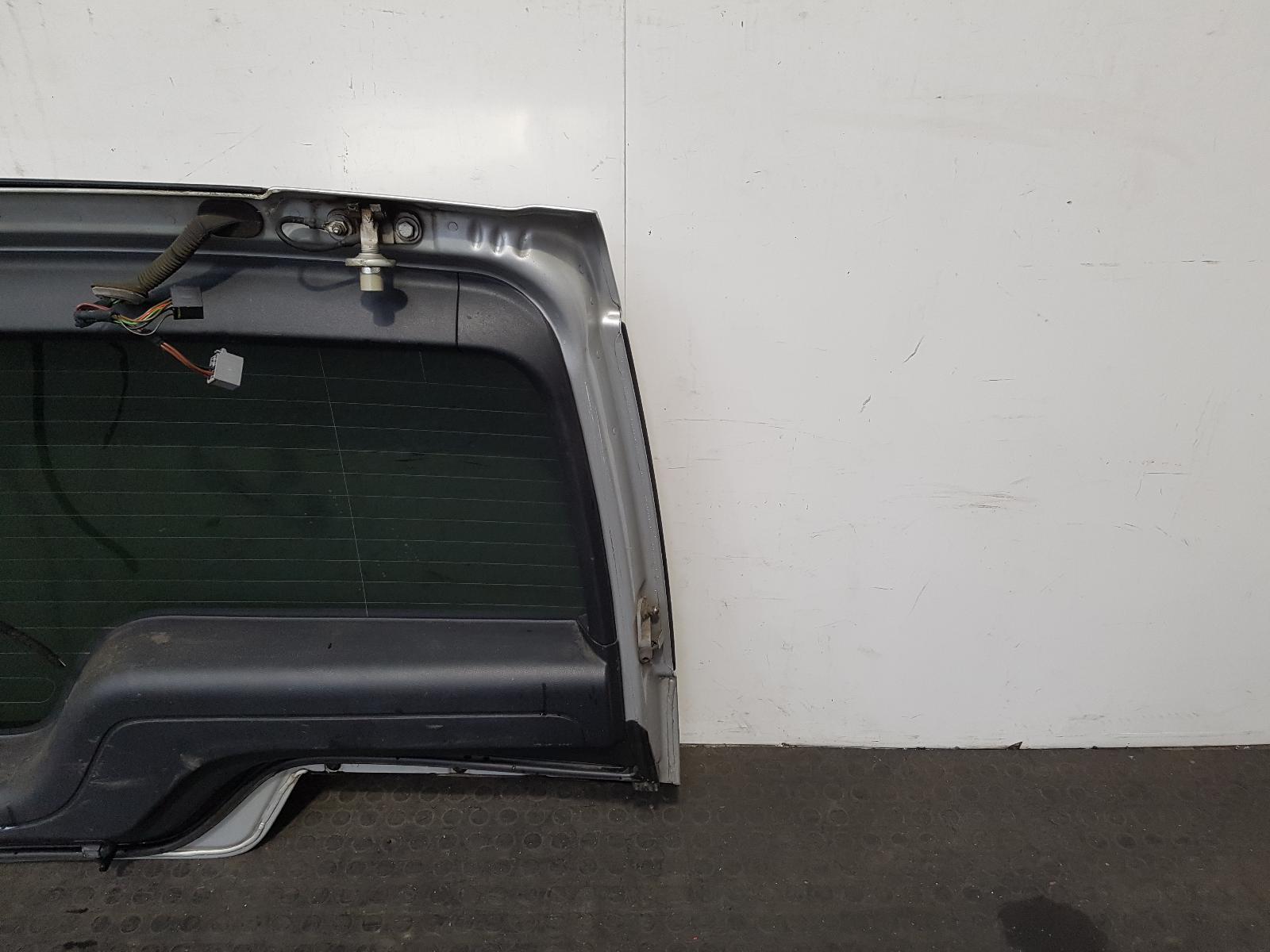 Bootlid/Tailgate Discovery Land Rover 2005