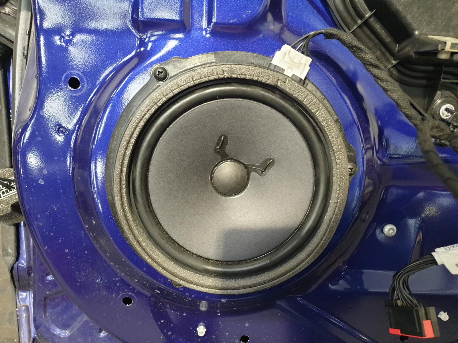 R Rear Door Xf Jaguar 2009 