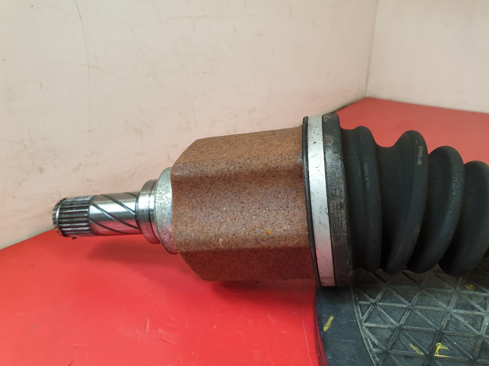 Left Driveshaft Qashqai Nissan 2015 