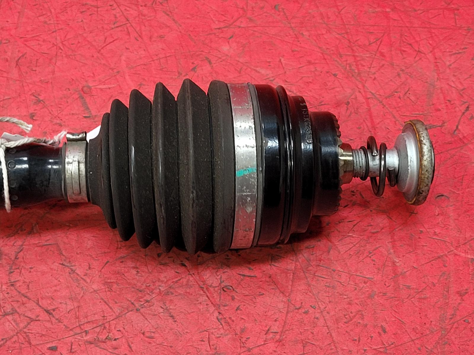 View Auto part Left Driveshaft Bmw I3 2015