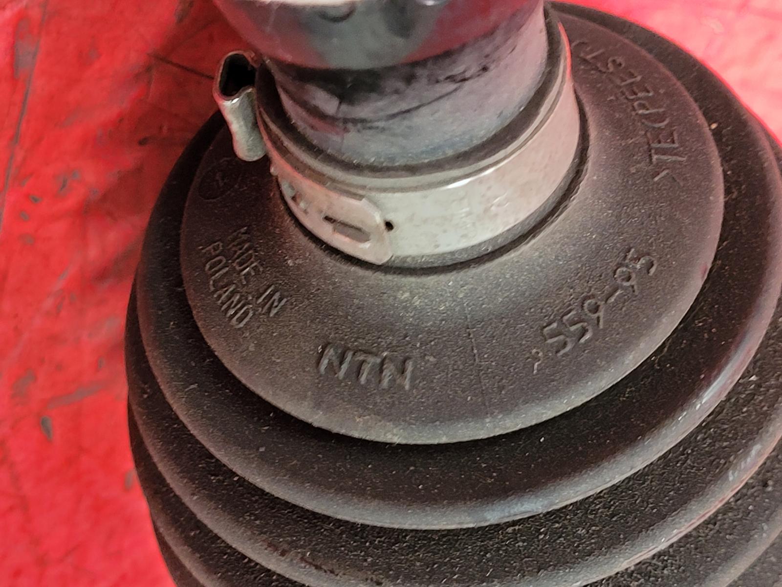 View Auto part Left Driveshaft Bmw I3 2015