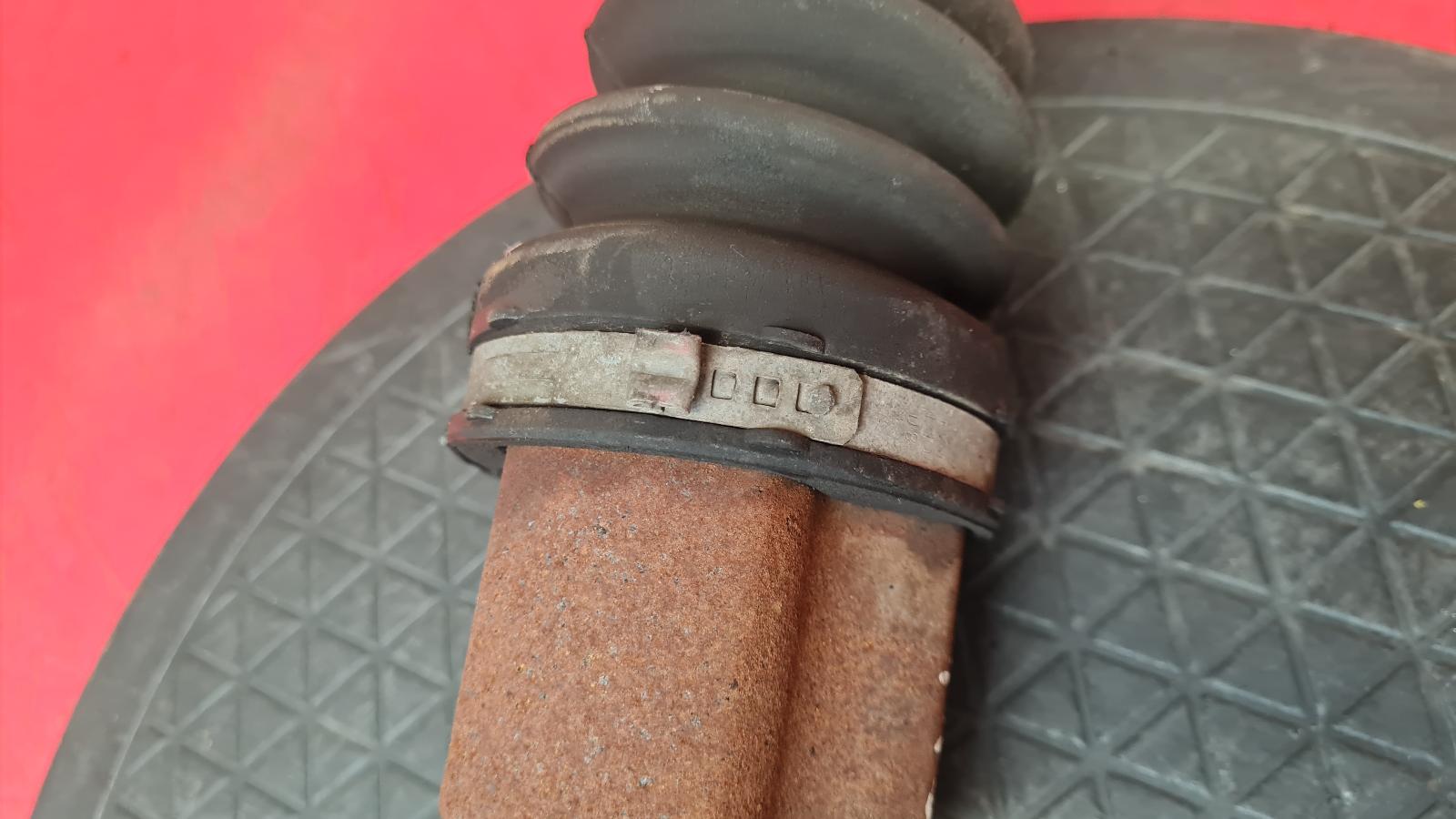 Right Driveshaft Fiesta Ford 2011