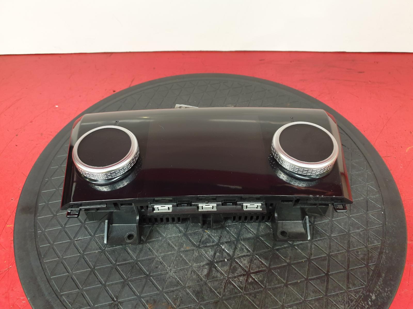 Heater/AC Controller I-pace Jaguar 2019