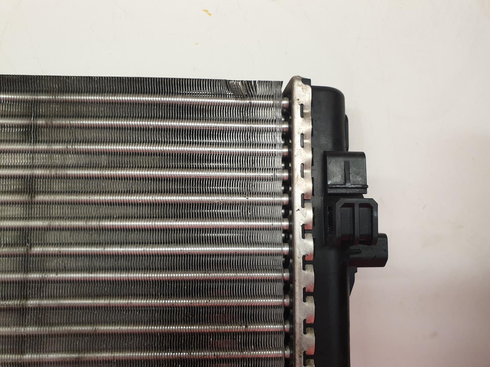 Radiator Fabia Skoda 2013 