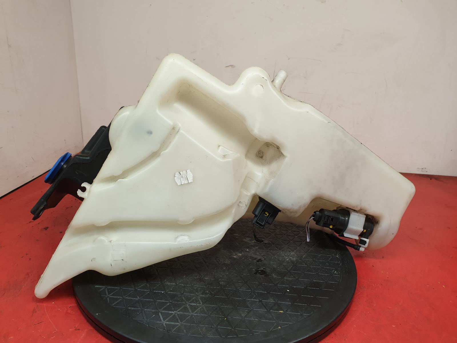 Washer Bottle A4 Audi 2014 