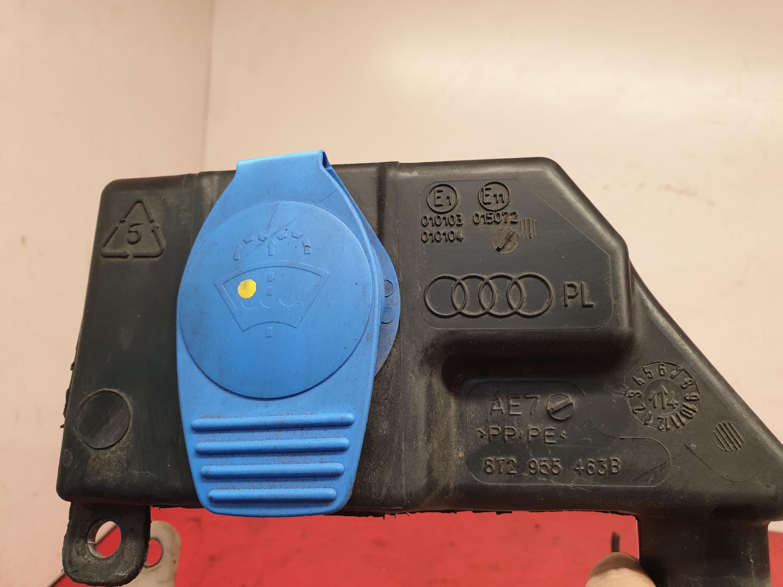 Washer Bottle A4 Audi 2014 