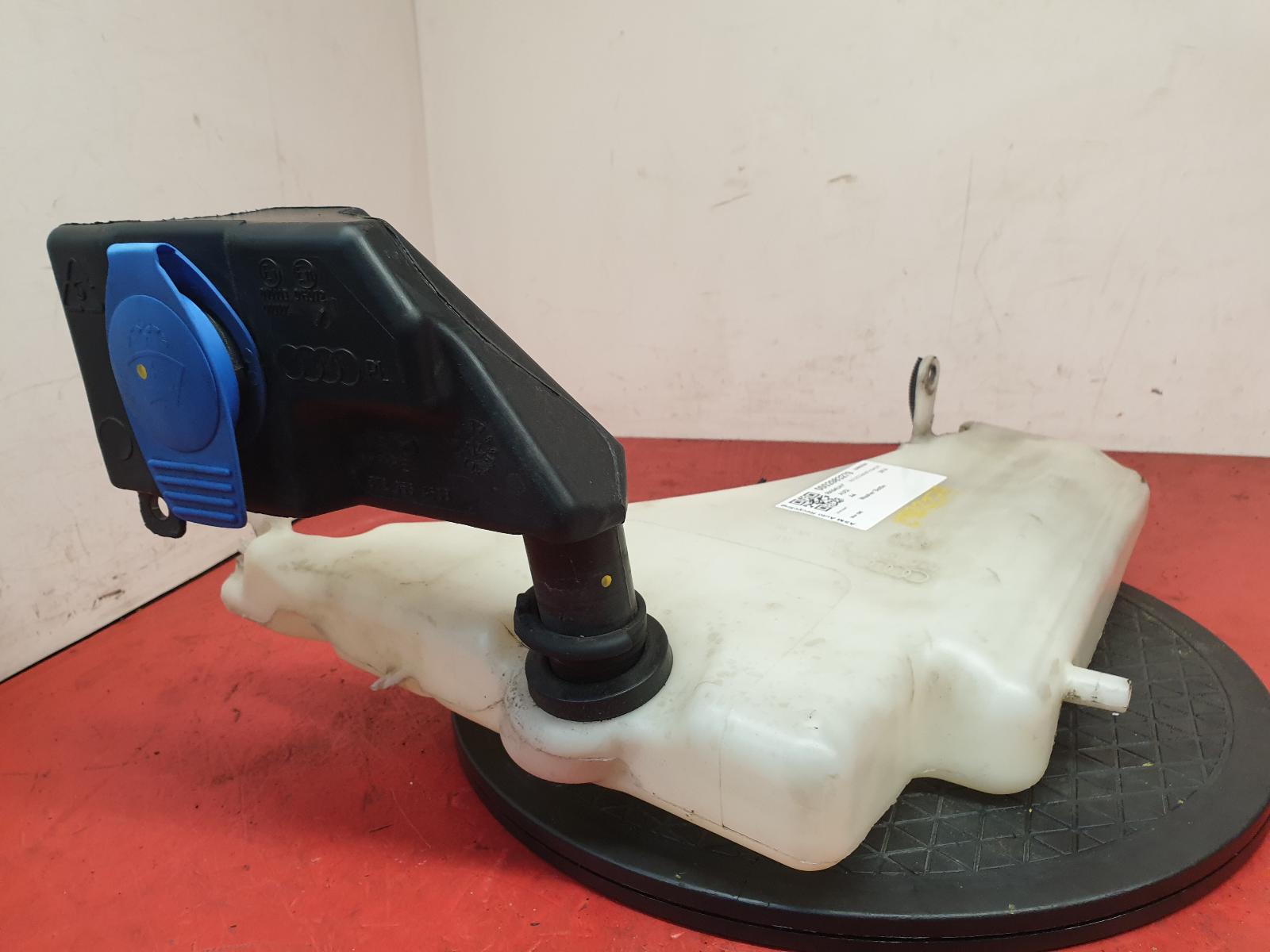 Washer Bottle A4 Audi 2014 